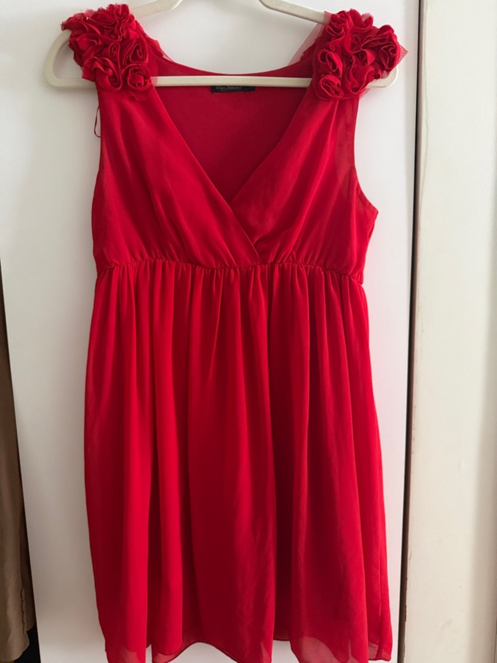 Red Floral Shoulder V-Neck Chiffon Dress